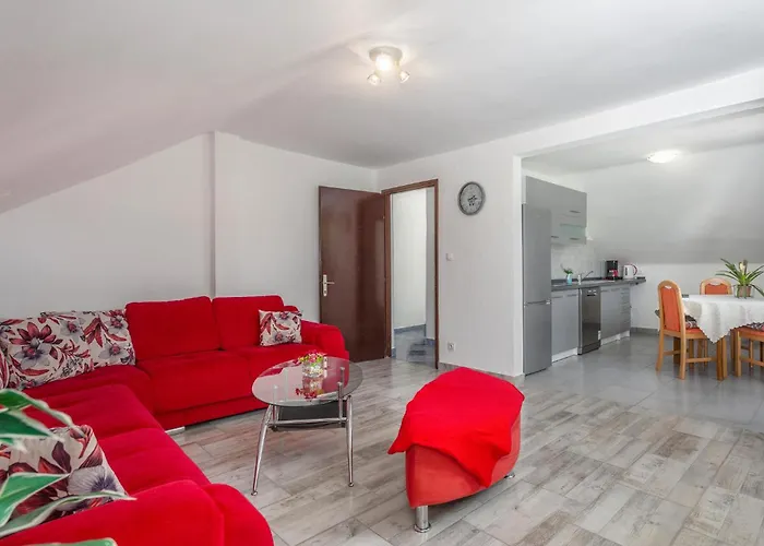 2 Bedroom Awesome In Krk *