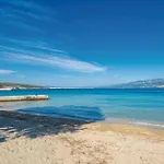 Apartman 2 Bedroom Awesome In Krk