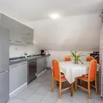 Apartman 2 Bedroom Awesome In Krk Krk Town
