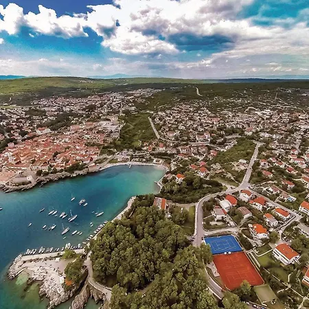 2 Bedroom Awesome In Krk